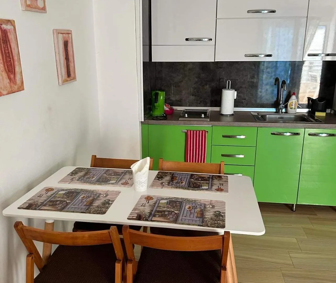 Kk Fafa Apartments Golem  Albanien