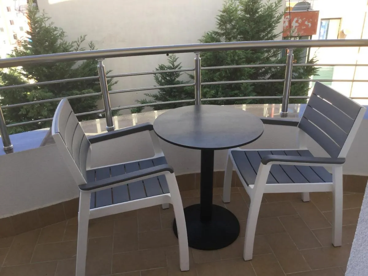 Kk Fafa Apartments Golem  Αλβανία